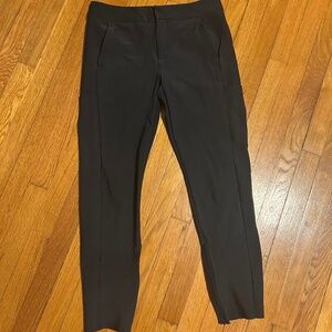 Athleta Stellar Cargo Pant in Black